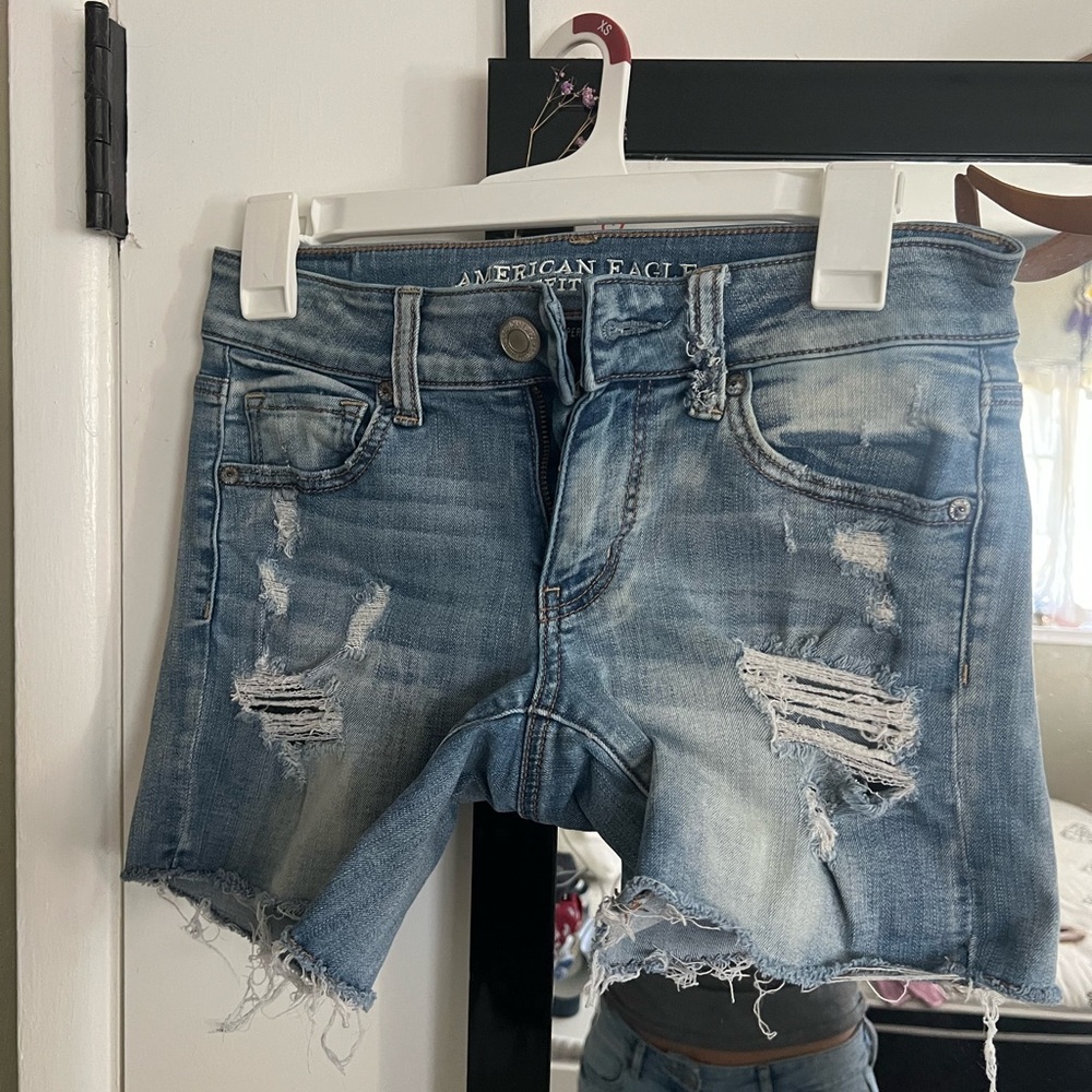 American Eagle Outfitters Women's Light Blue Distressed Jean Shorts